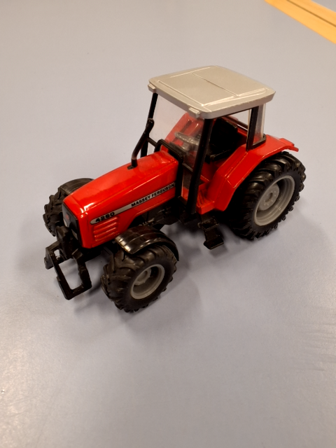 Massey Ferguson 4260